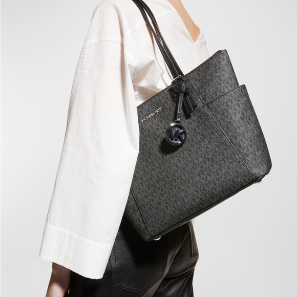 MICHAEL Michael Kors
East-West Monogram Zip Tote Bag NWOT - Picture 3 of 16